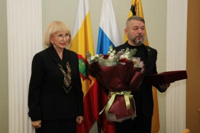 Татьяна Панфилова и депутаты Рязгордумы поздравили Сергея Караева с высокой наградой
