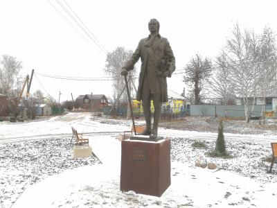 В Дубровичах открыли монумент Петру I