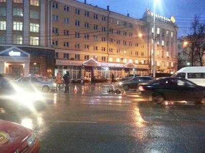 В центре Рязани в результате наезда трёх авто погиб пешеход