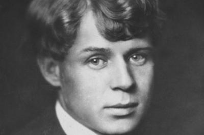 В Рязанской области по-осеннему зашепчут листья