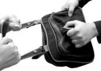 Полиция быстро задержала рязанца, ограбившего девушку