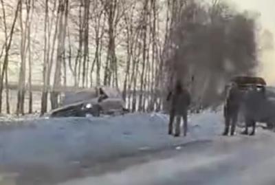 Под Рязанью легковушка улетела в кювет