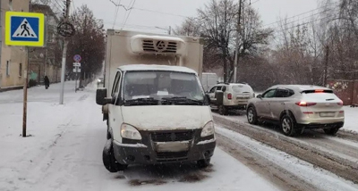 На улице Чкалова в Рязани «Газель» сбила коляску с грудным ребёнком
