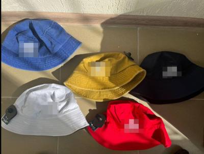 В Рязани полиция изъяла более 600 единиц контрафактной одежды и обуви