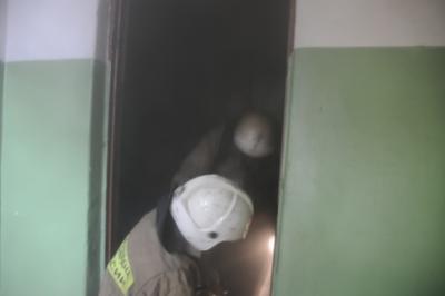 В Рязани на пожаре в квартире на улице Скоморошинской пострадал человек