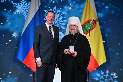 Митрополит Марк награждён почётным знаком «За заслуги перед Рязанской областью»