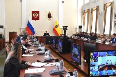 На Солотчинском мосту под Рязанью ограничат движение грузовиков