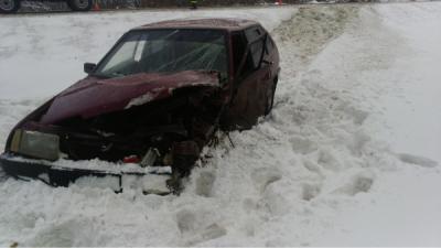 Не разъехавшийся с грузовиком близ Шилово водитель «девятки» был пьян