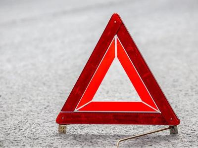 На Московском шоссе легковушка угодила под трактор