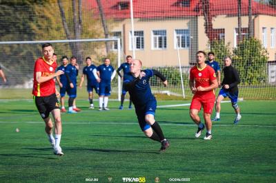 Команда компании «Р-Энергия» победно начала путь в Кубке «Русской кожи» по мини-футболу