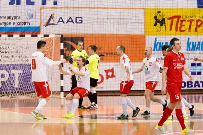 Первый чемпион мини-футбольной Высшей лиги «Б» проиграл только рязанцам