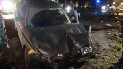 В ДТП у гипермаркета «Глобус» пострадали автоледи, водитель «десятки» и двое детей