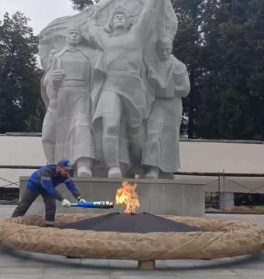 На площади Победы в Рязани вновь зажгли Вечный огонь