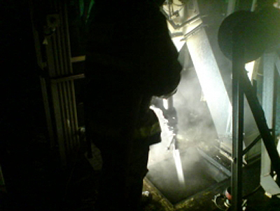 В Сараях огонь повредил ёмкость силоса и спалил кукурузную барду