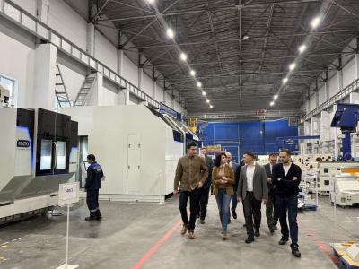 Министр промышленности и торговли РФ Антон Алиханов посетил завод «Саста»