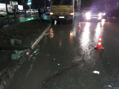 В Дашково-Песочне пенсионерка угодила под колёса «КамАЗа»