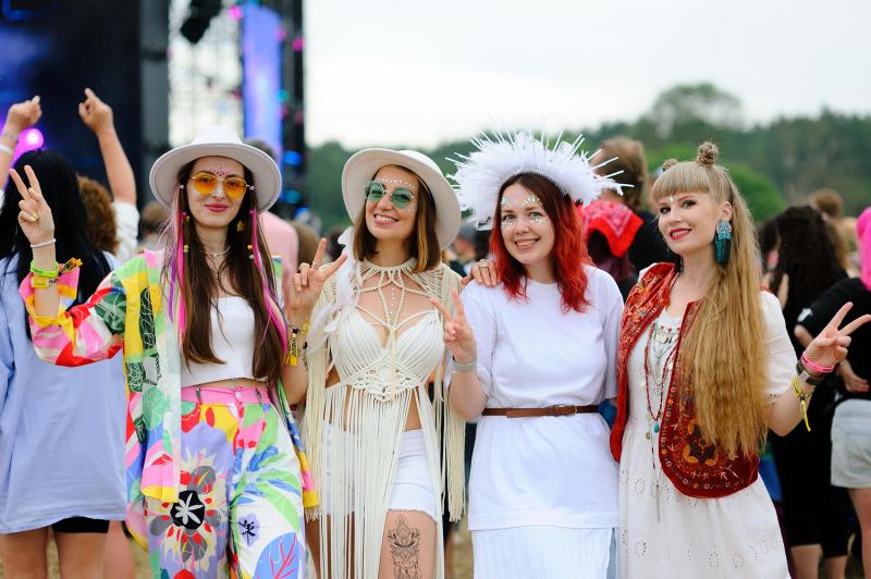 В арт-кэмпе «Дикая Мята» открылась библиотека комиксов