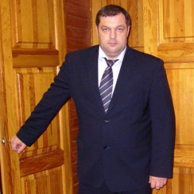 Виталий Артёмов