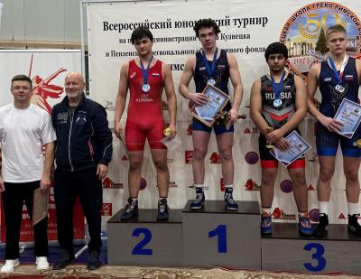 Рязанец победил на Всероссийском турнире по борьбе