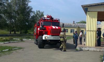 Сотрудников Ряжского психоневрологического интерната научили бороться с огнём