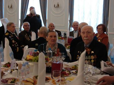 Олег Ковалёв поднял тост за ветеранов
