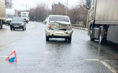 В Рязани пострадала пассажирка иномарки, в которую врезался «КамАЗ»