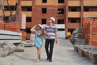 Рязанцам предлагают сделать фото на стройке и за это получить скидку на квартиру