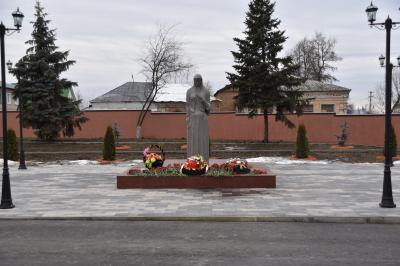 В Сасово открыли обновлённый мемориальный комплекс «Вечный огонь»