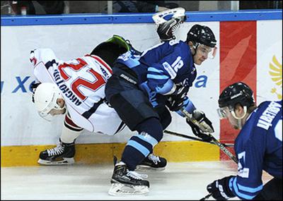 ХК «Рязань» дома выиграл у саратовского «Кристалла»