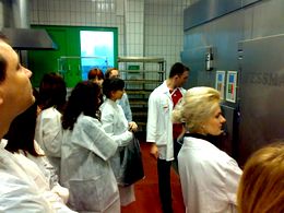 Молодые предприниматели узнали, что такое «массаж фарша»