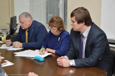 В Рязани обсудили повышение зарплаты кондукторов троллейбусов