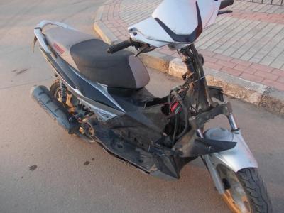 В Рязанской области в результате падения скутера пострадали три человека