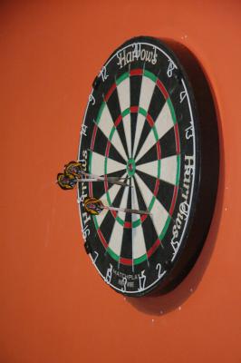 Рязанцев приглашают сыграть в дартс на «английской» территории