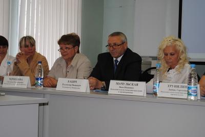 Подсчитана средняя зарплата рязанских учителей и врачей за первый квартал