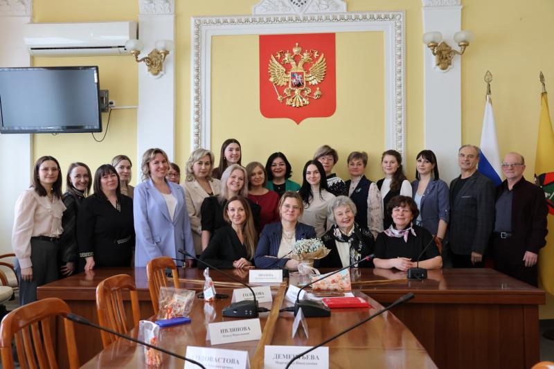 Рязанские педагоги обсудили перспективы открытия «Дома учителя»