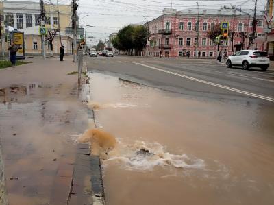 На проезжей части улицы Семинарской в Рязани сняли фонтан