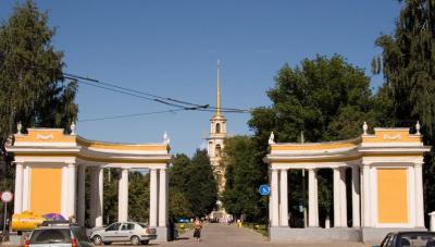 Входную группу сквера на площади Соборной в Рязани подсветят