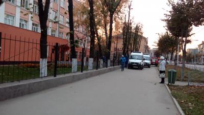 В рязанской школе №3 организован пункт временного размещения для жильцов пострадавшего от взрыва дома