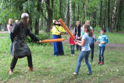 Полицейские устроили юным рязанцам спортивный праздник