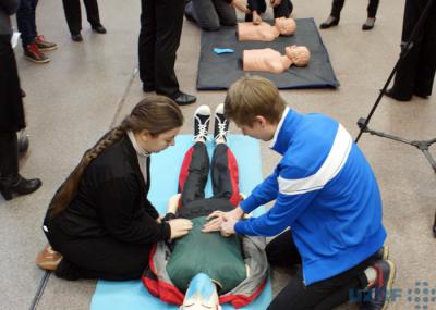 Рязанские школьники усвоили основы реанимации