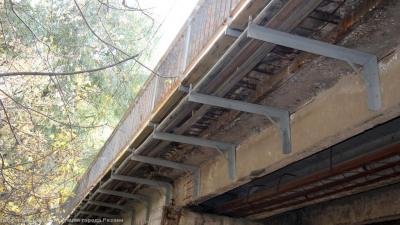 Комиссия приняла работы, сделанные на мосту через речку Трубеж