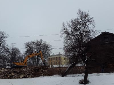 На улице Новослободской в Рязани сносят дома