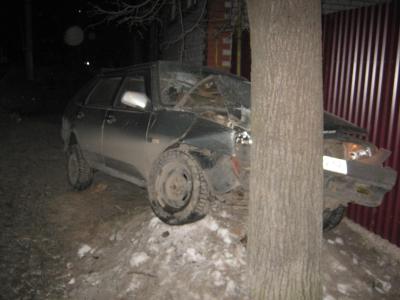 Пьяный неопытный касимовец на «девятке» порвал себе ухо