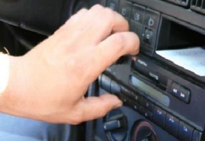 Шиловские полицейские нашли украденную автомагнитолу