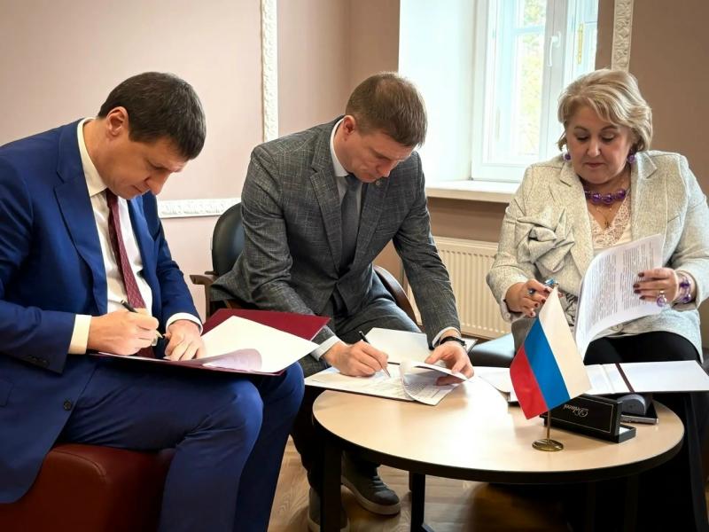 В гимназии №2 Рязани в партнёрстве с РГРТУ открыт ИТ/ИИ-класс