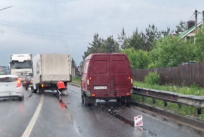 На выезде из Рязани образовалась пробка из-за ДТП