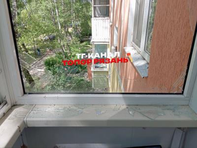 После ночной атаки БПЛА на Рязань в двух пятиэтажках выбило окна