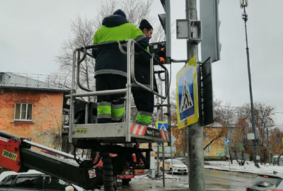 В Горроще Рязани монтируют новые светофоры