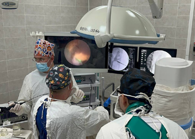 Рязанские хирурги успешно провели высокотехнологичную операцию по удалению камня из почки