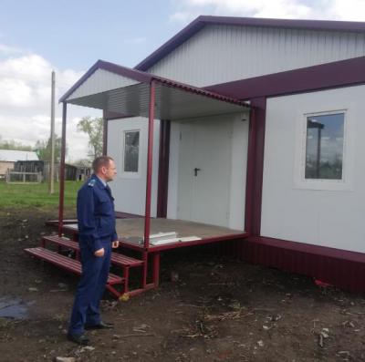 Прокуратура выявила нарушения сроков сдачи ФАПа в Ухоловском районе